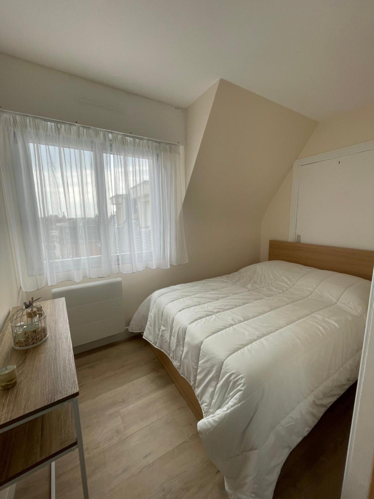 Appartement Bord De Mer Houlgate Extérieur photo